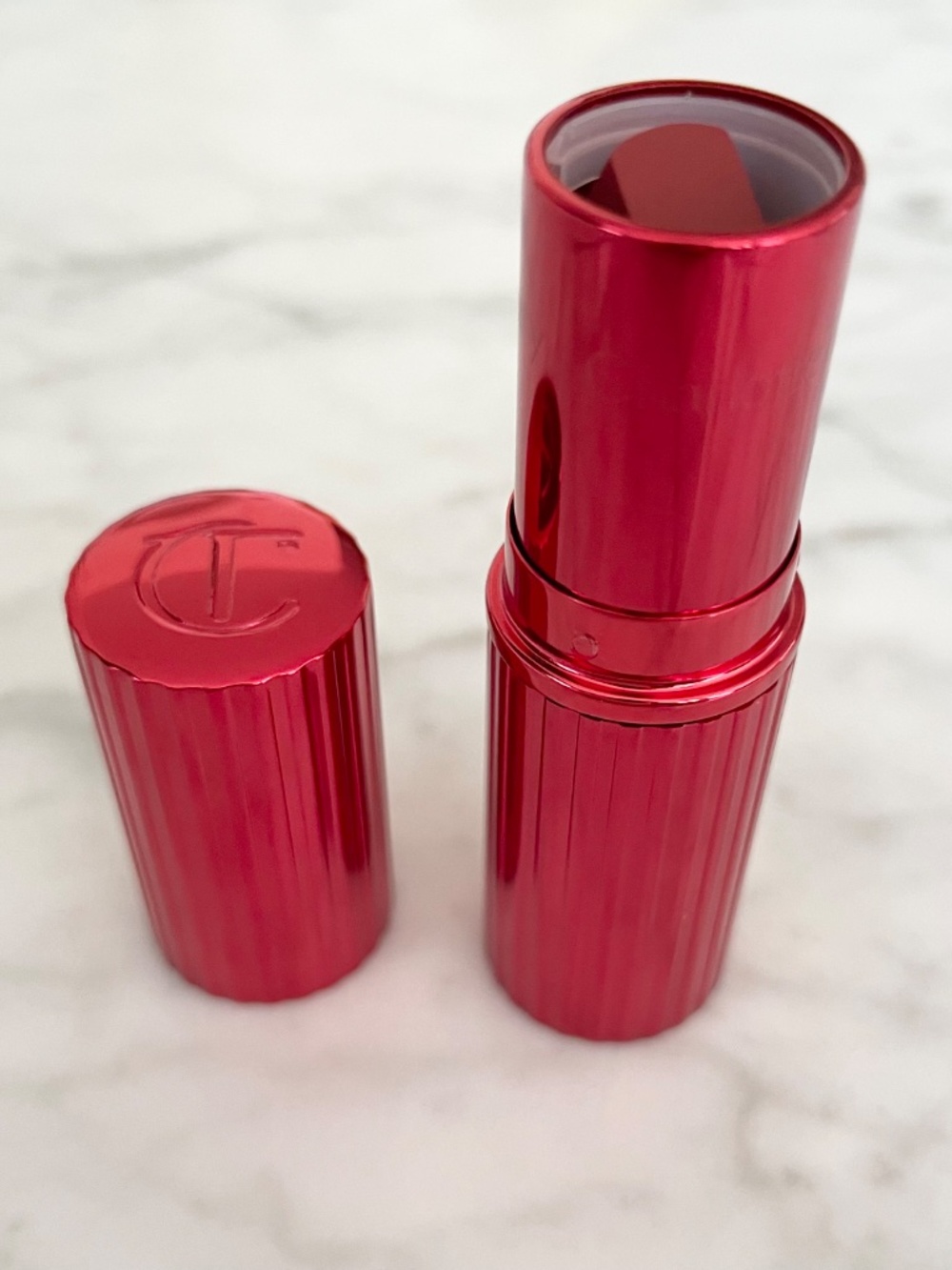 NWT CHARLOTTE TILBURY Matte Revolution Luminous Matte Lipstick - MARK OF A KISS - Picture 7 of 16